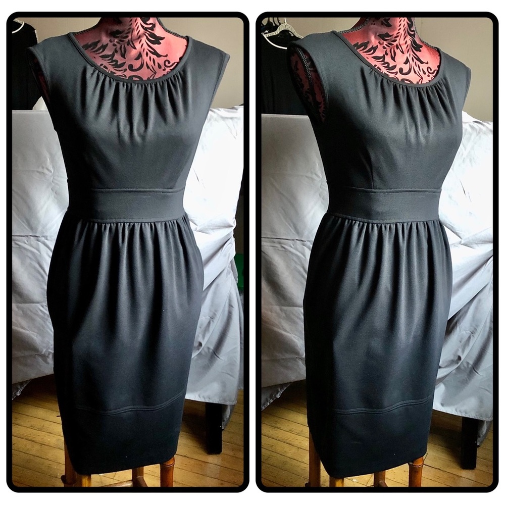 SOLD!!! Van Heusen Midi Sheath Black Dress Retro Size 2